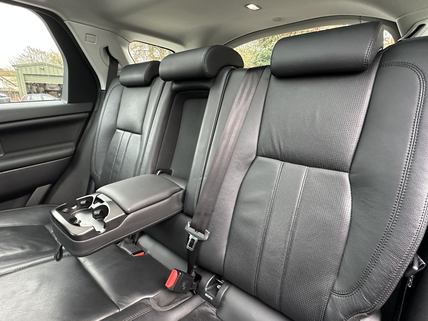 Used Land Rover Discovery Sport 2017 for sale - 76945585: Photo 32