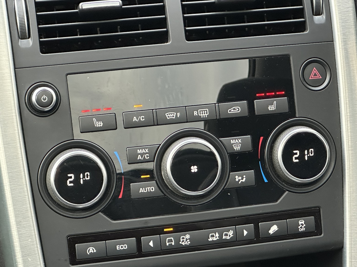 Used Land Rover Discovery Sport 2017 for sale - 76945585: Photo 35