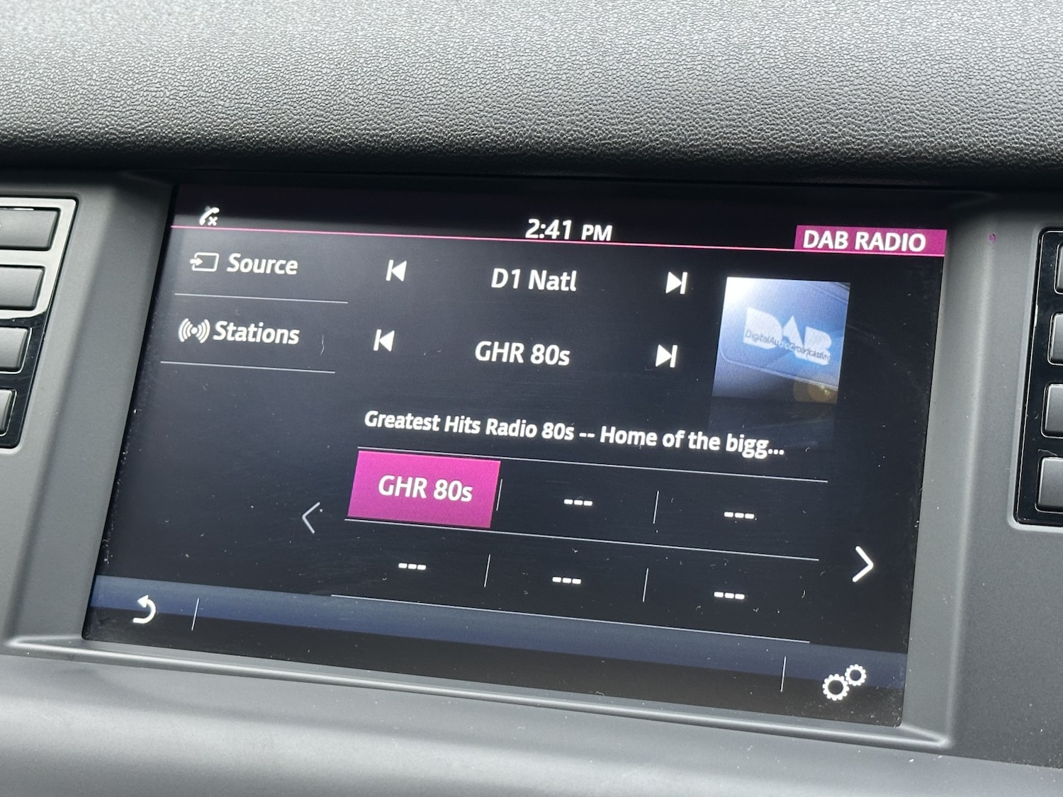 Used Land Rover Discovery Sport 2017 for sale - 76945585: Photo 40