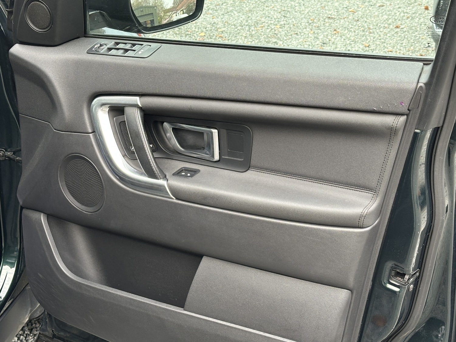 Used Land Rover Discovery Sport 2017 for sale - 76945585: Photo 52