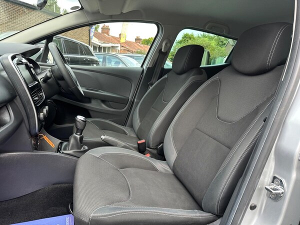 Used Renault Clio 2019 for sale - 75632816: Photo 15