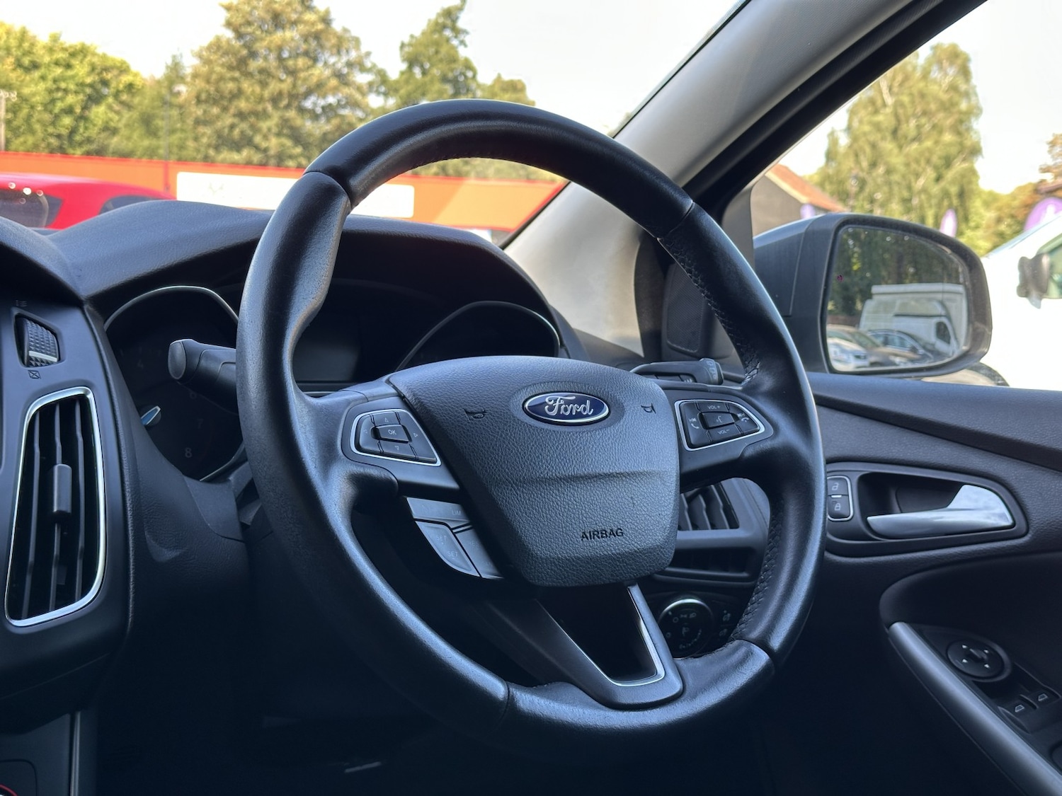 Used Ford Focus 2017 for sale - 76945611: Photo 14