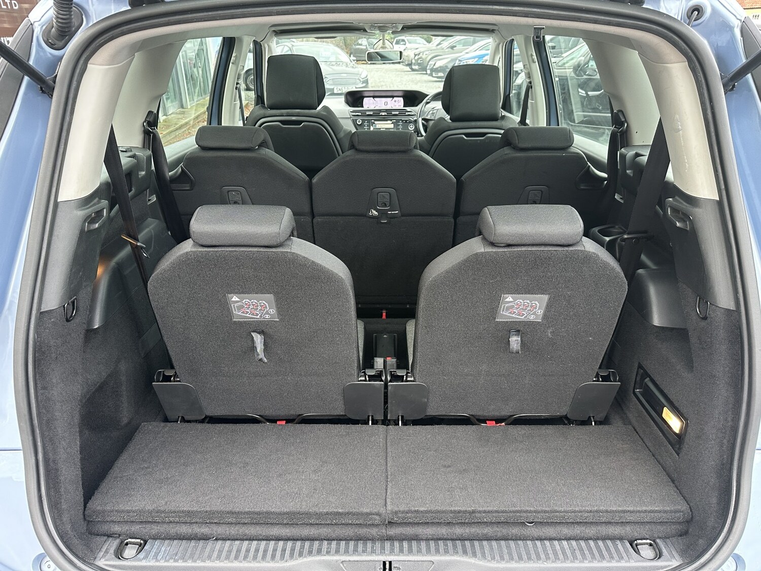 Used Citroen C4 Grand Picasso 2015 for sale - 76863879: Photo 36