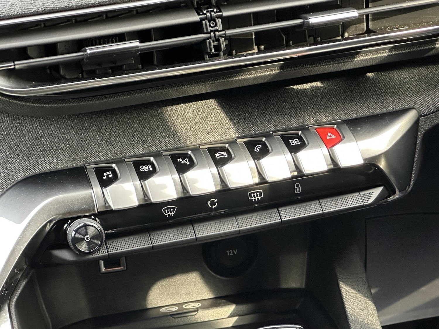 Used Peugeot 3008 2020 for sale - 77162170: Photo 37