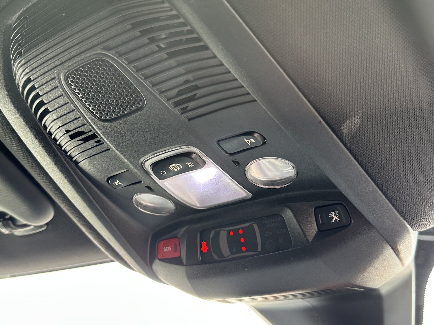 Used Peugeot 3008 2020 for sale - 77162170: Photo 53