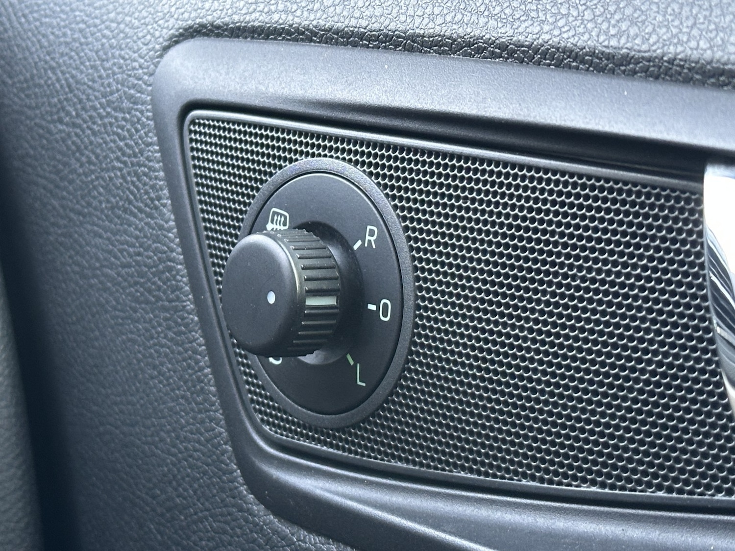 Used Skoda Yeti 2014 for sale - 77162163: Photo 36