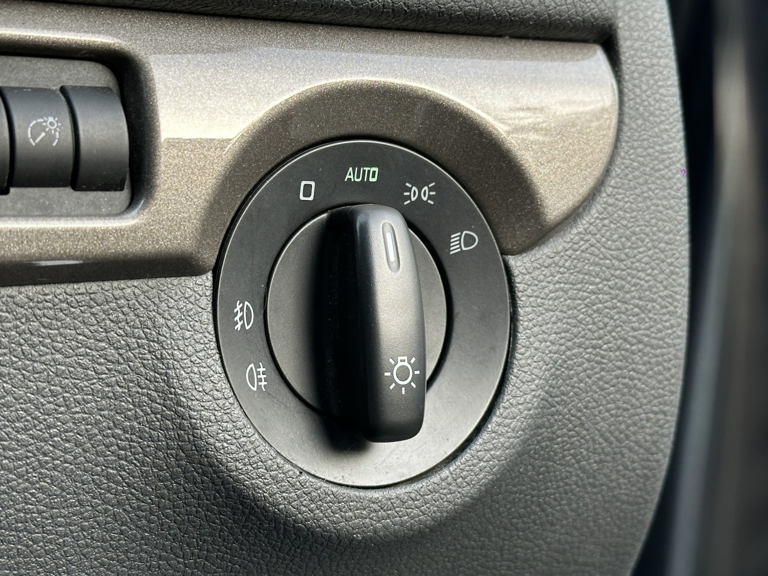 Used Skoda Yeti 2014 for sale - 77162163: Photo 37