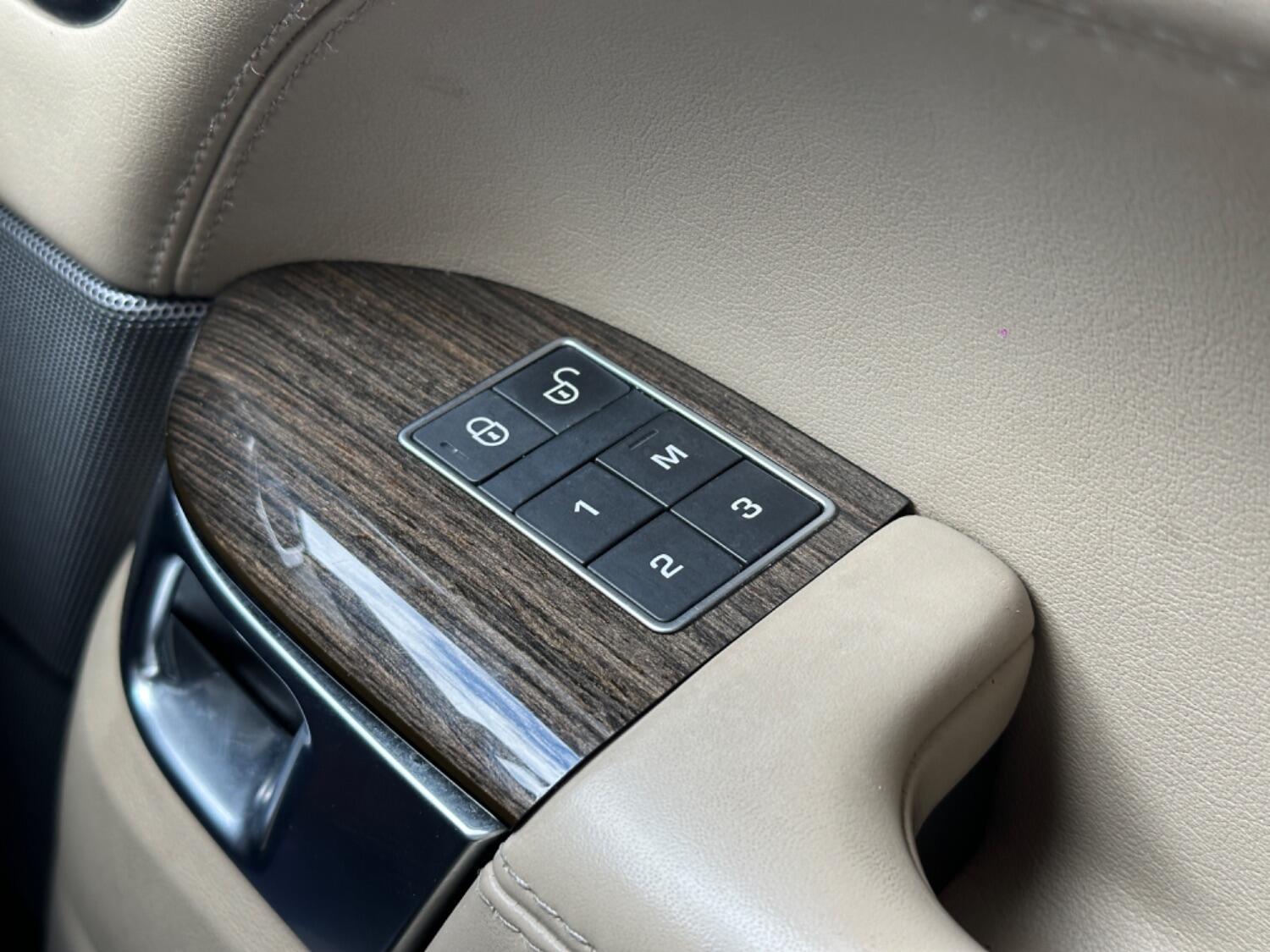 Used Land Rover Range Rover Sport 2017 for sale - 77162201: Photo 27