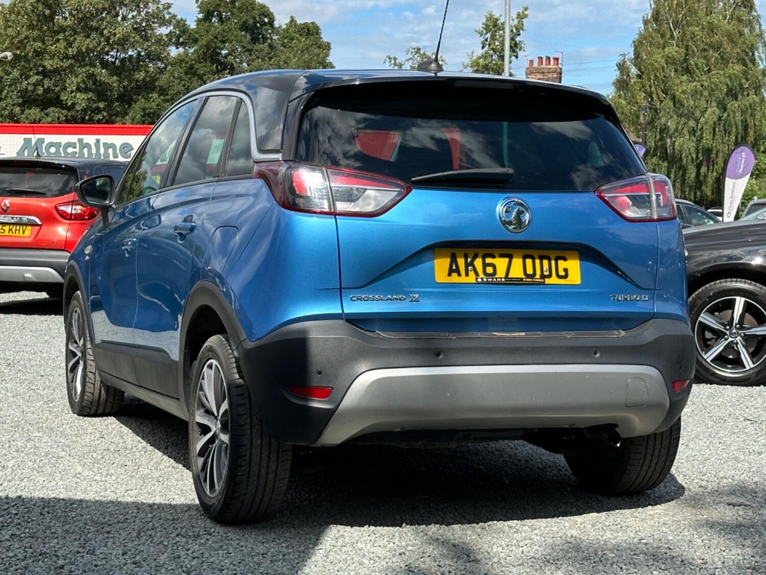 Used Vauxhall Crossland X 2018 for sale - 76945624: Photo 5