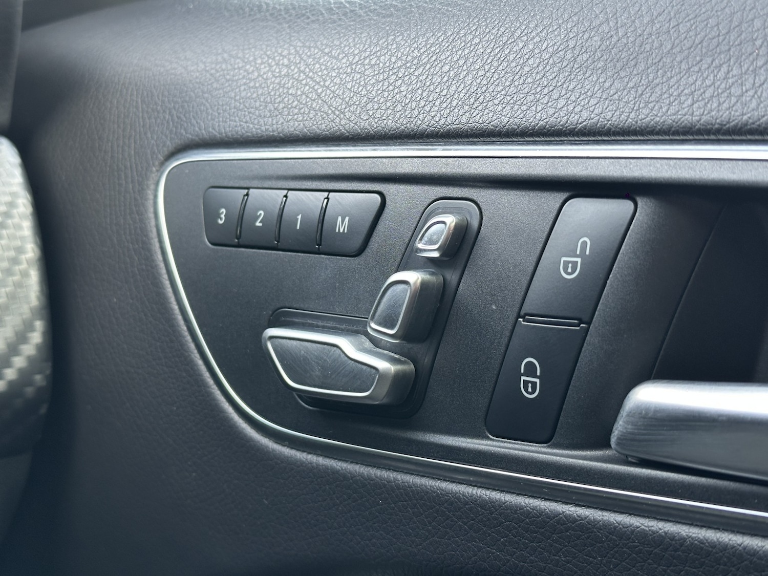 Used Mercedes-Benz A-Class 2017 for sale - 77154429: Photo 34