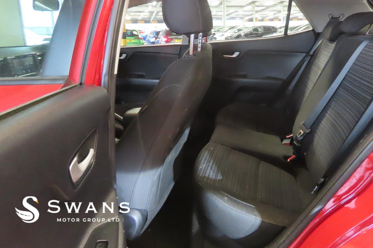 Used Kia Stonic 2017 for sale - 77977050: Photo 11