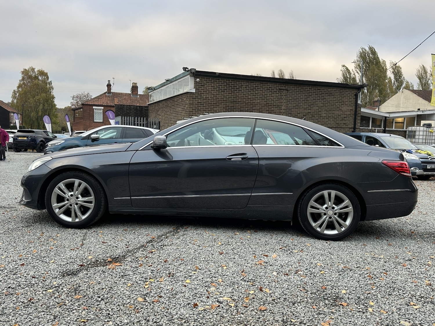 Used Mercedes-Benz E Class 2013 for sale - 76237208: Photo 12