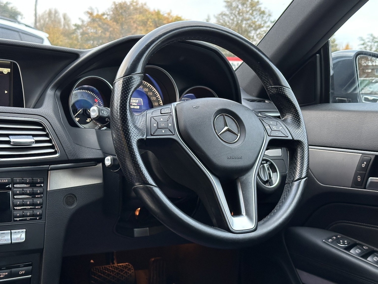 Used Mercedes-Benz E Class 2013 for sale - 76237208: Photo 18