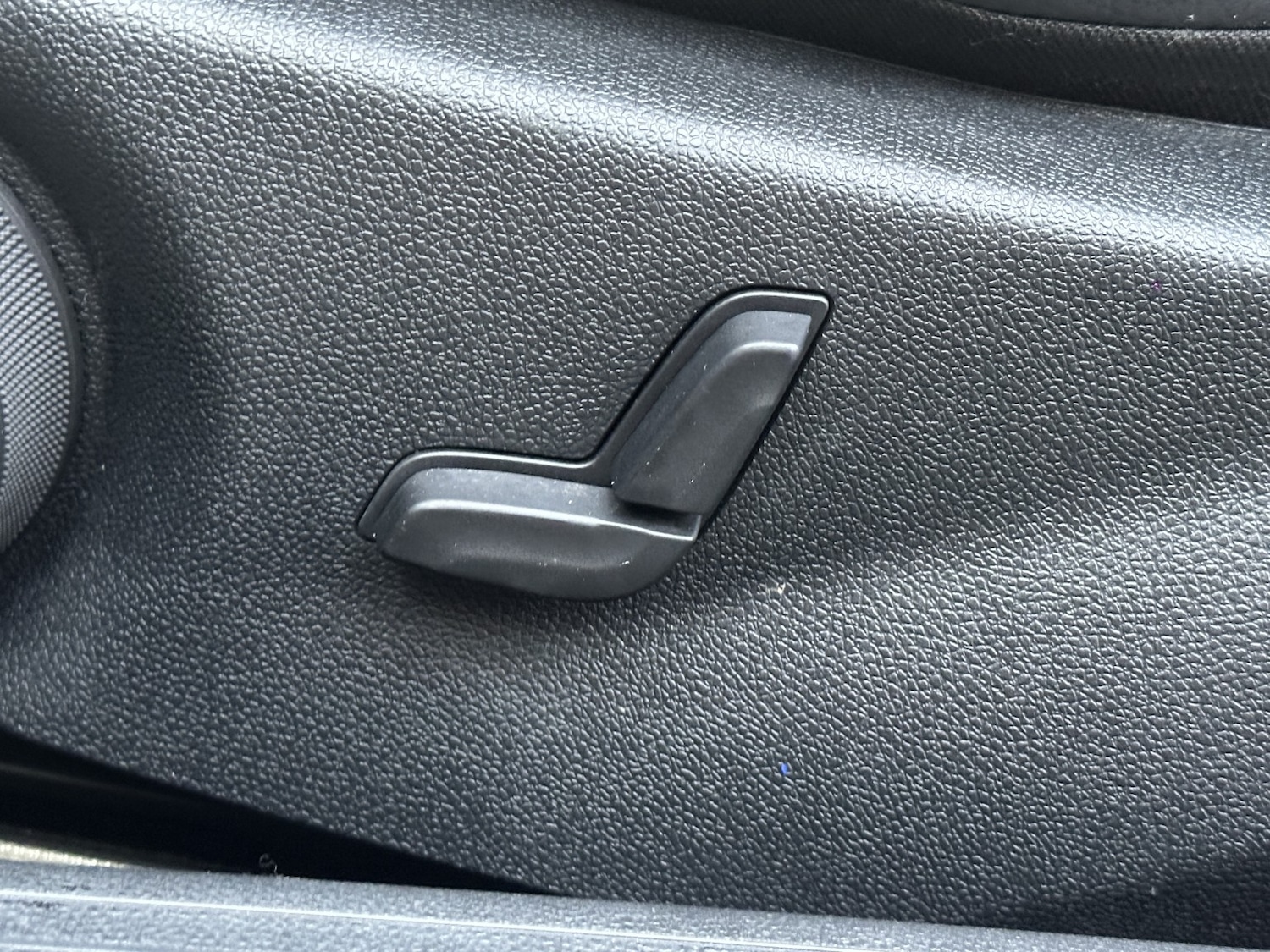 Used Mercedes-Benz E Class 2013 for sale - 76237208: Photo 34