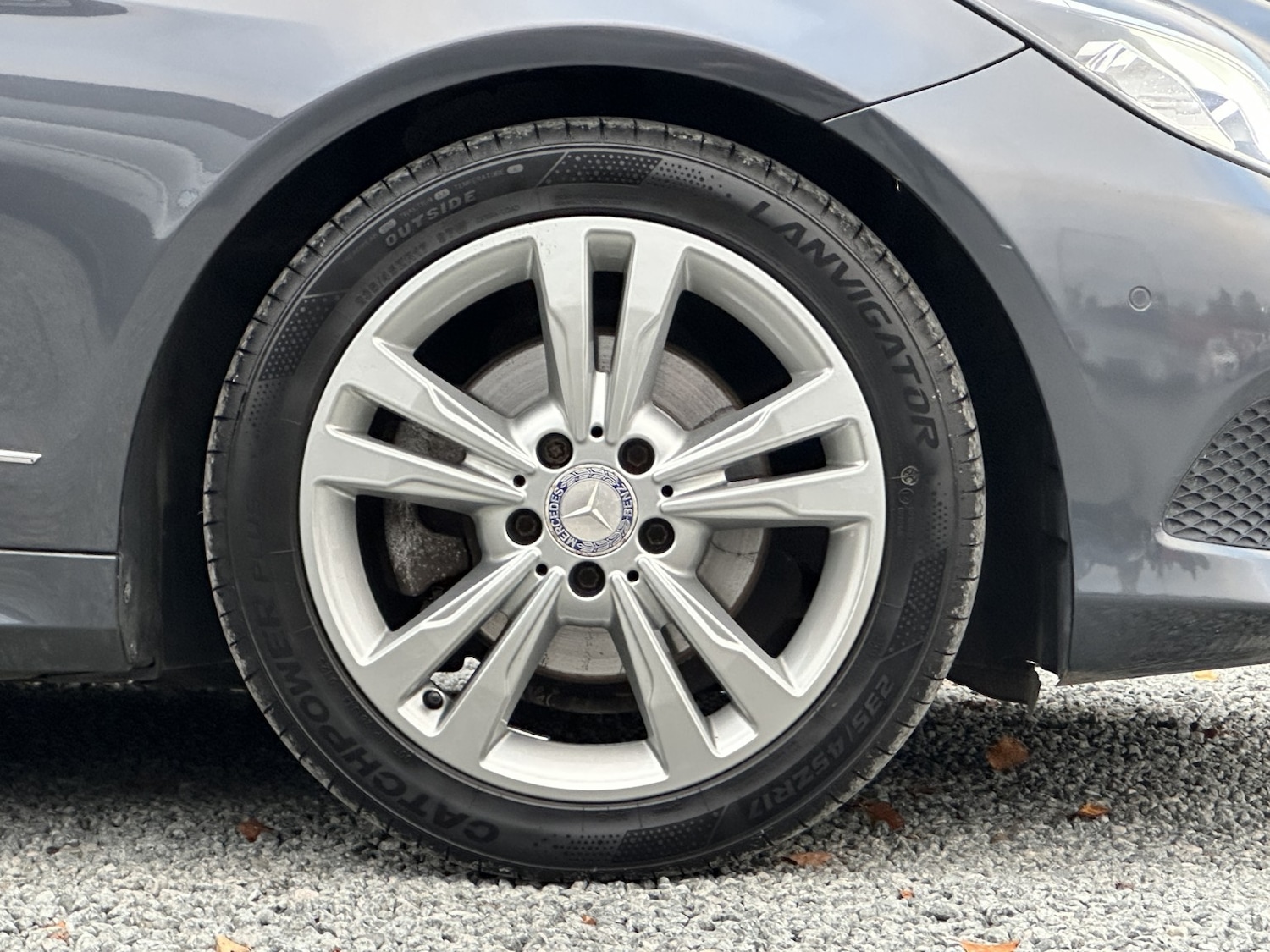 Used Mercedes-Benz E Class 2013 for sale - 76237208: Photo 40