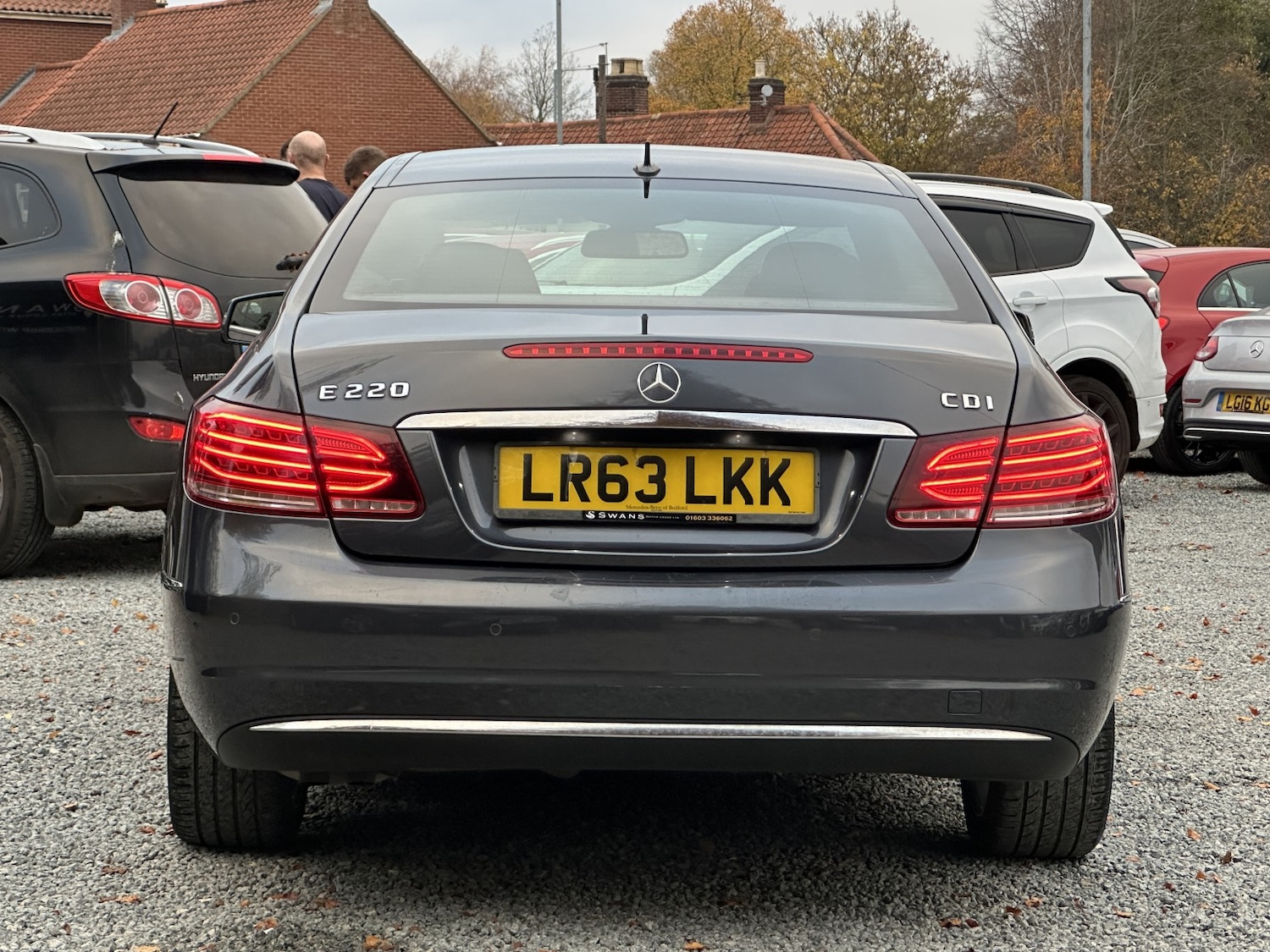 Used Mercedes-Benz E Class 2013 for sale - 76237208: Photo 6