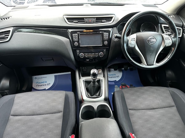 Used Nissan Qashqai 2015 for sale - 75529752: Photo 4