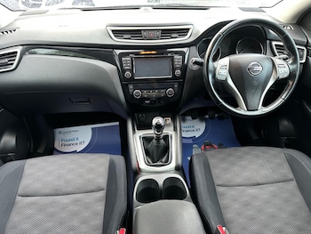 Used Nissan Qashqai 2015 for sale - 75529752: Photo