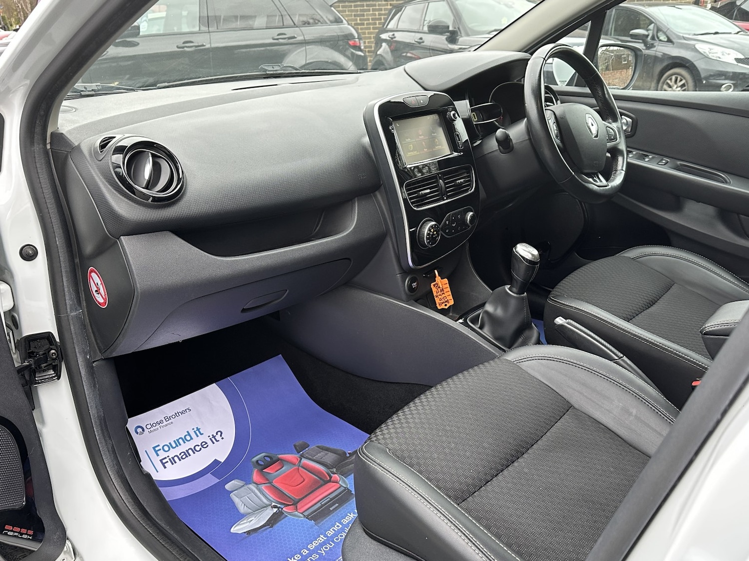 Used Renault Clio 2017 for sale - 78084399: Photo 6