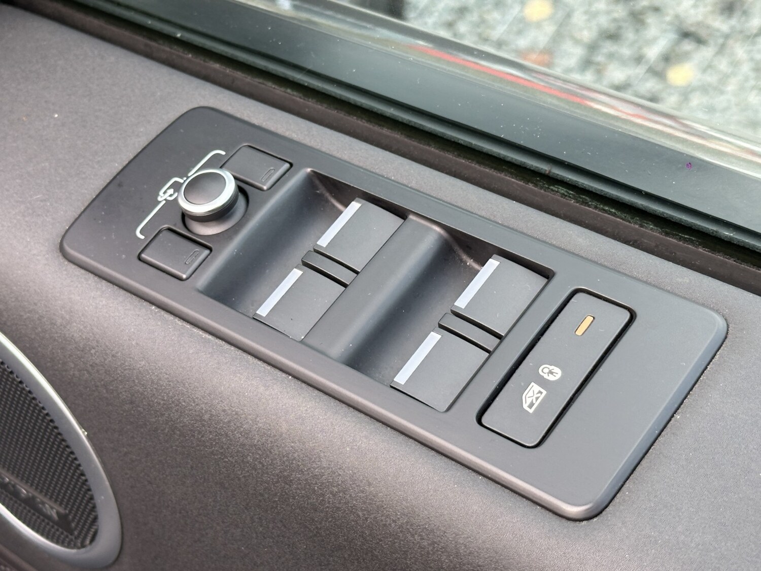 Used Land Rover Discovery 2017 for sale - 76547868: Photo 53