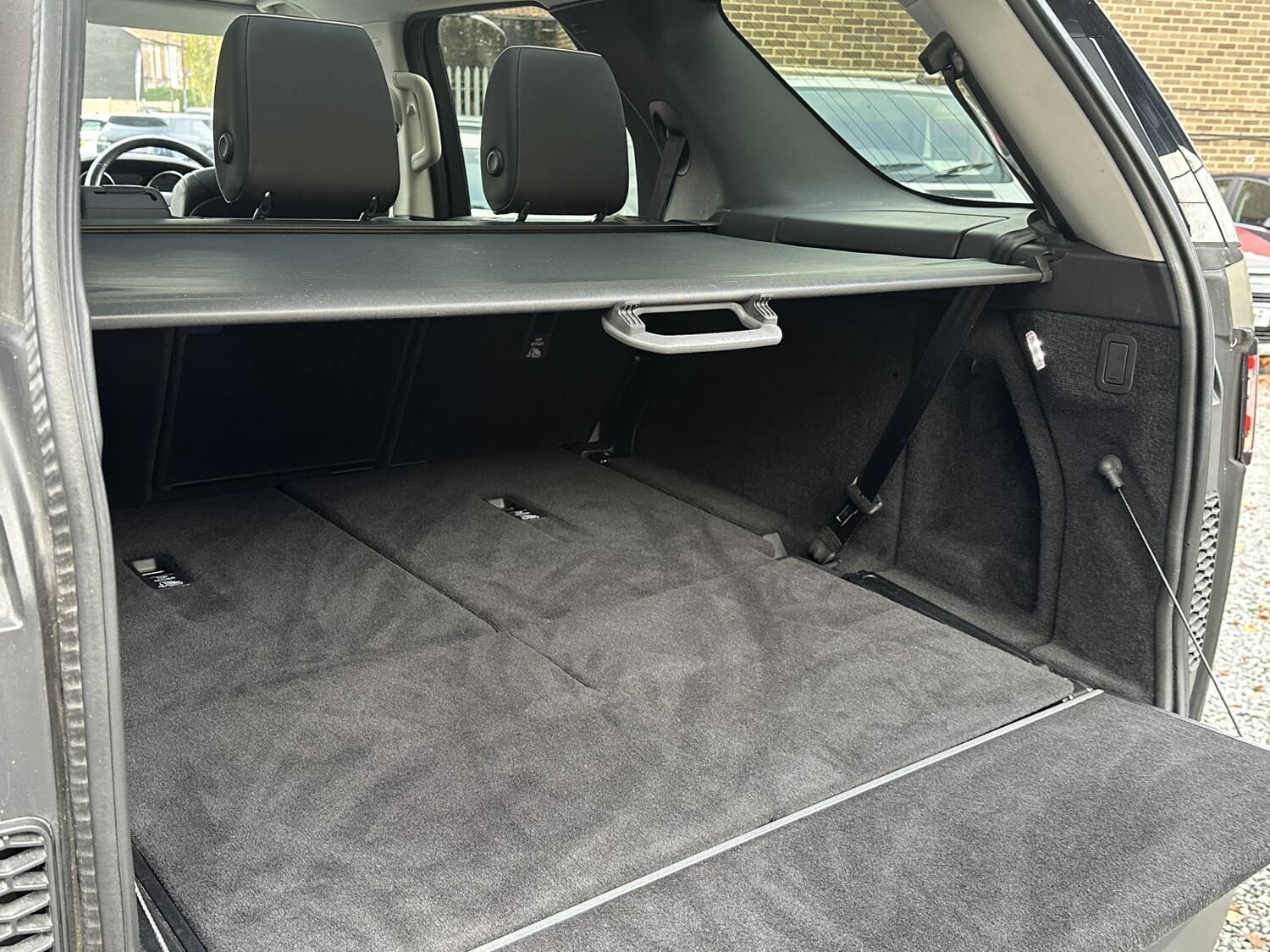 Used Land Rover Discovery 2017 for sale - 76547868: Photo 64