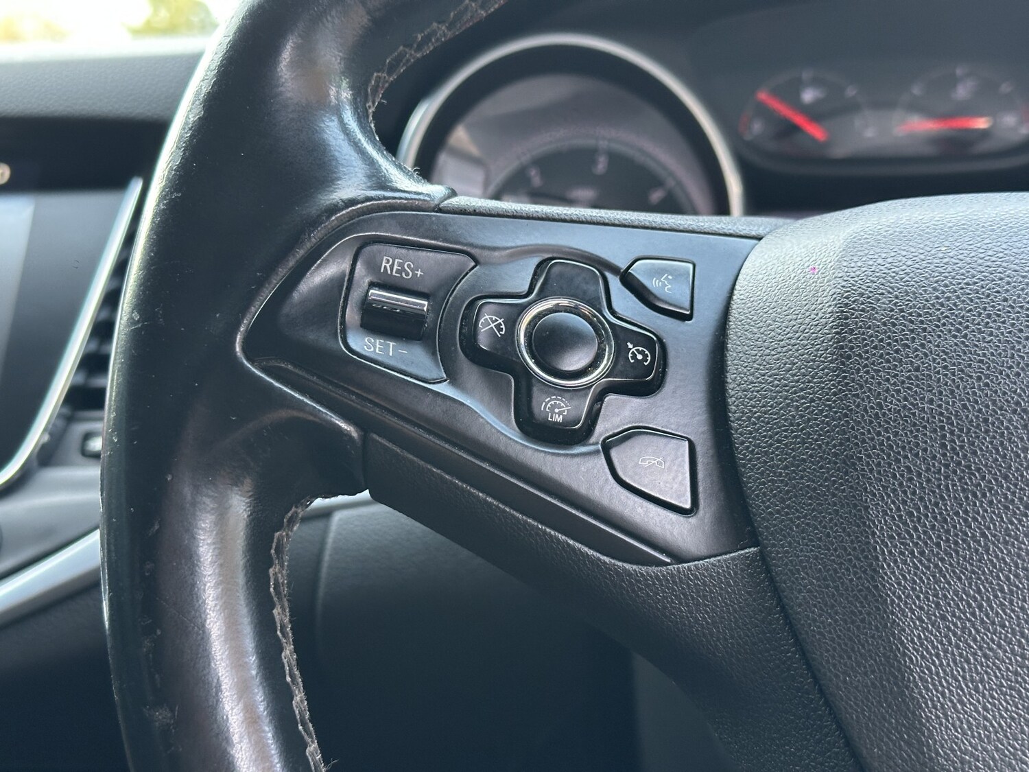 Used Vauxhall Astra 2016 for sale - 77572685: Photo 21