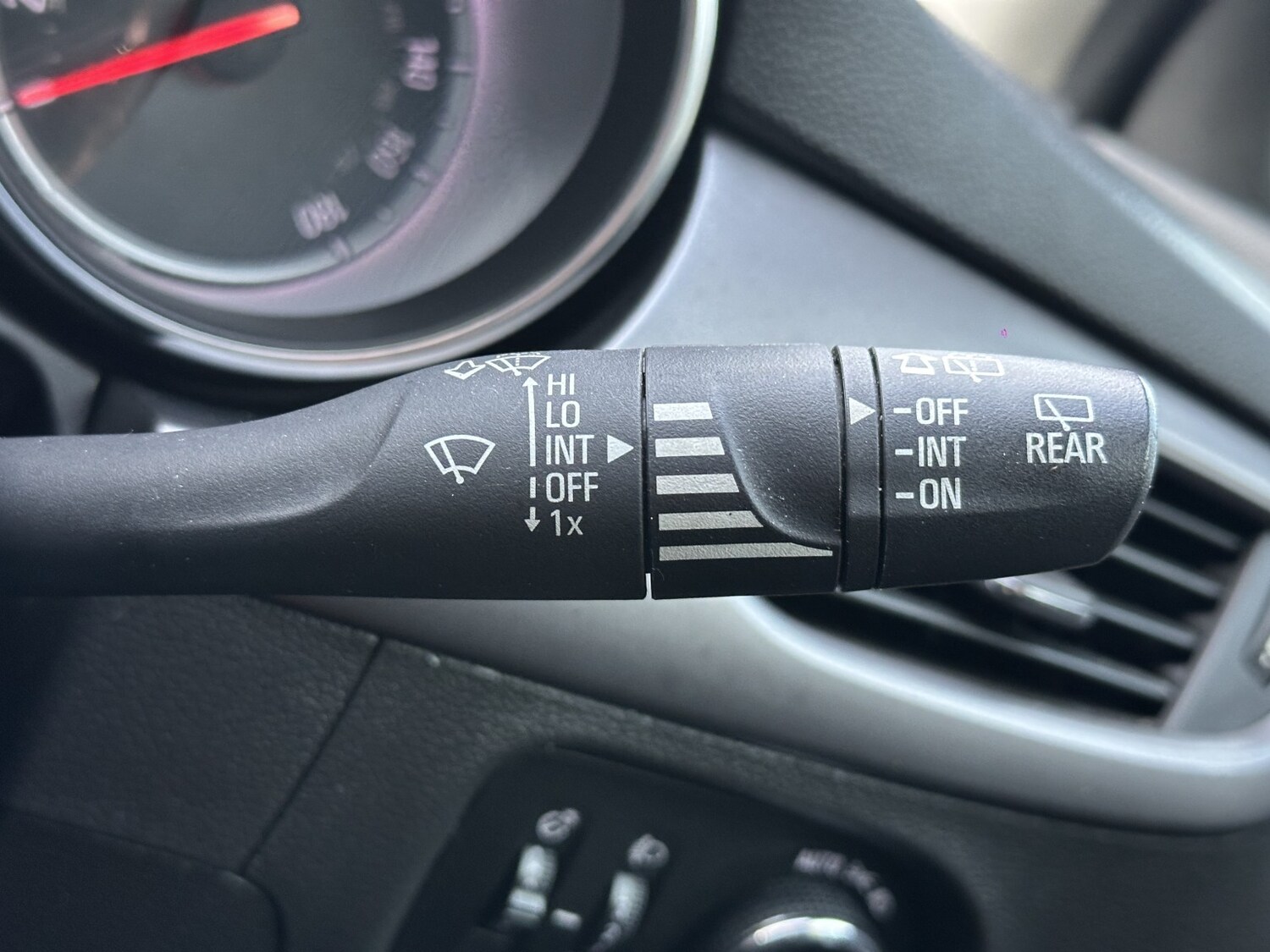 Used Vauxhall Astra 2016 for sale - 77572685: Photo 31