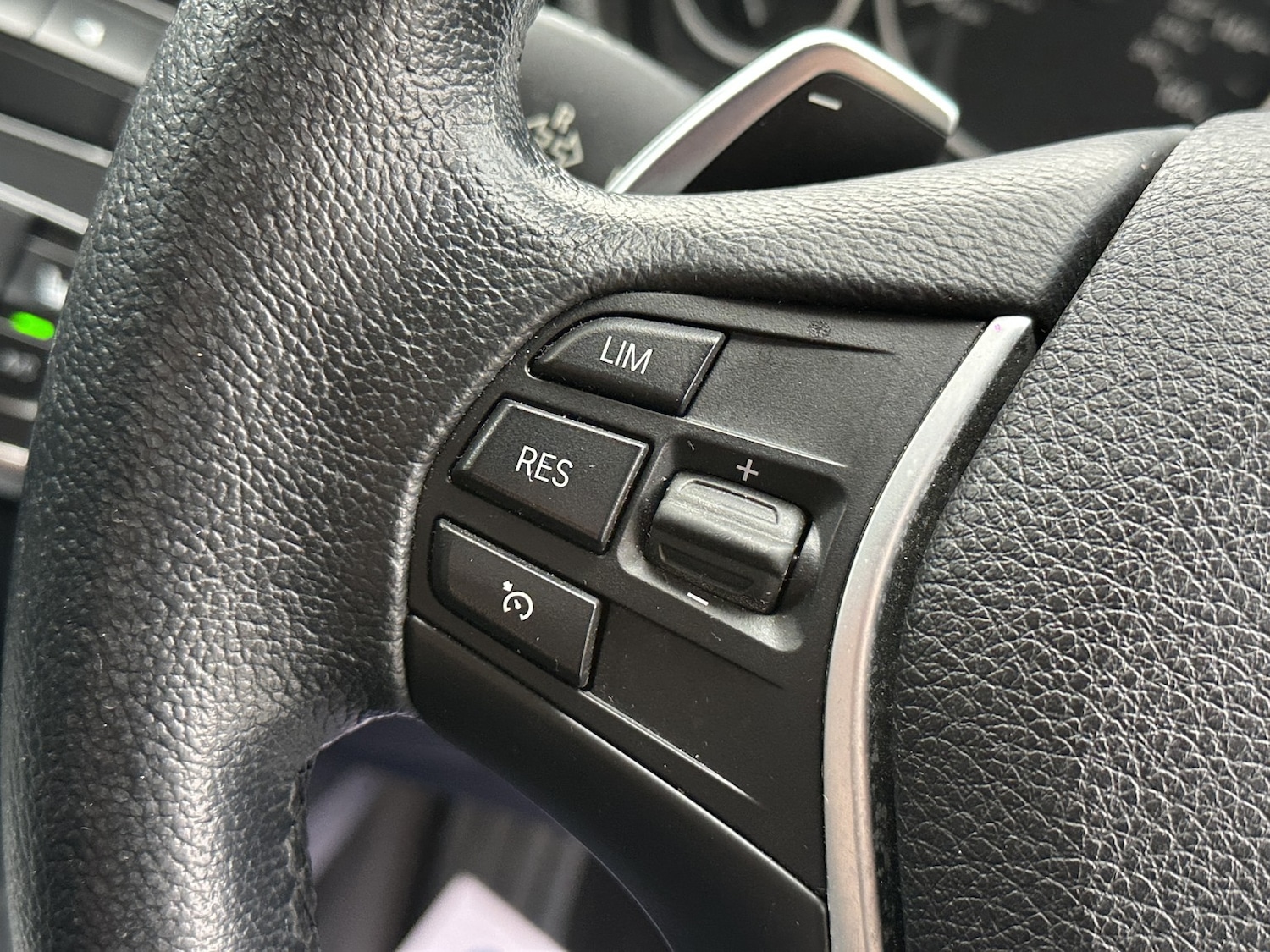 Used BMW 3 Series 2016 for sale - 77162234: Photo 37