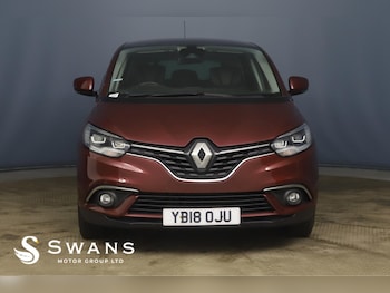 Used Renault Scenic 2018 for sale - 77774710: Photo