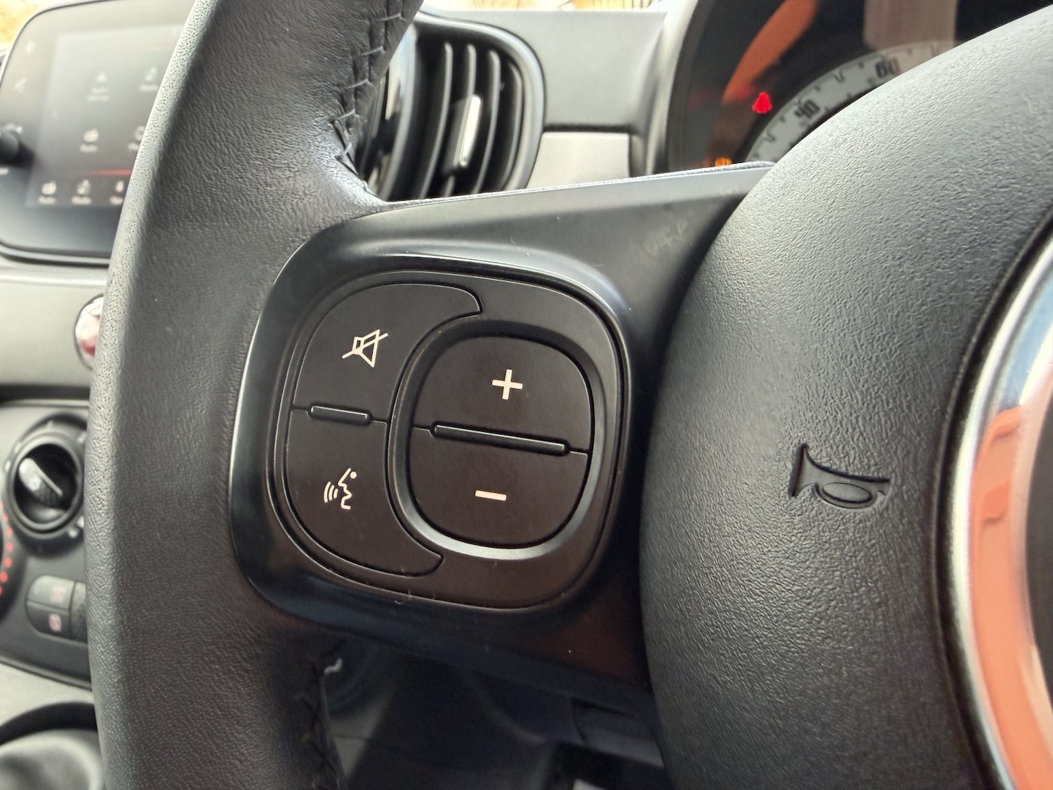 Used Fiat 500 2018 for sale - 77162165: Photo 34