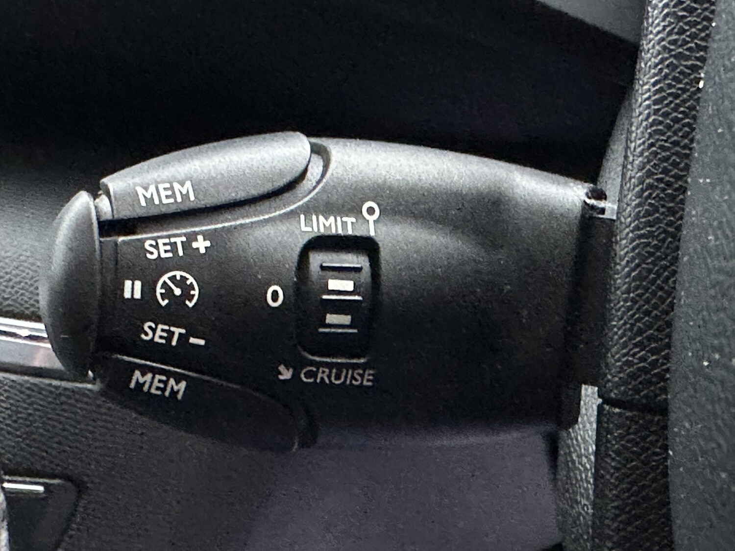 Used Peugeot 308 SW 2016 for sale - 76712765: Photo 42