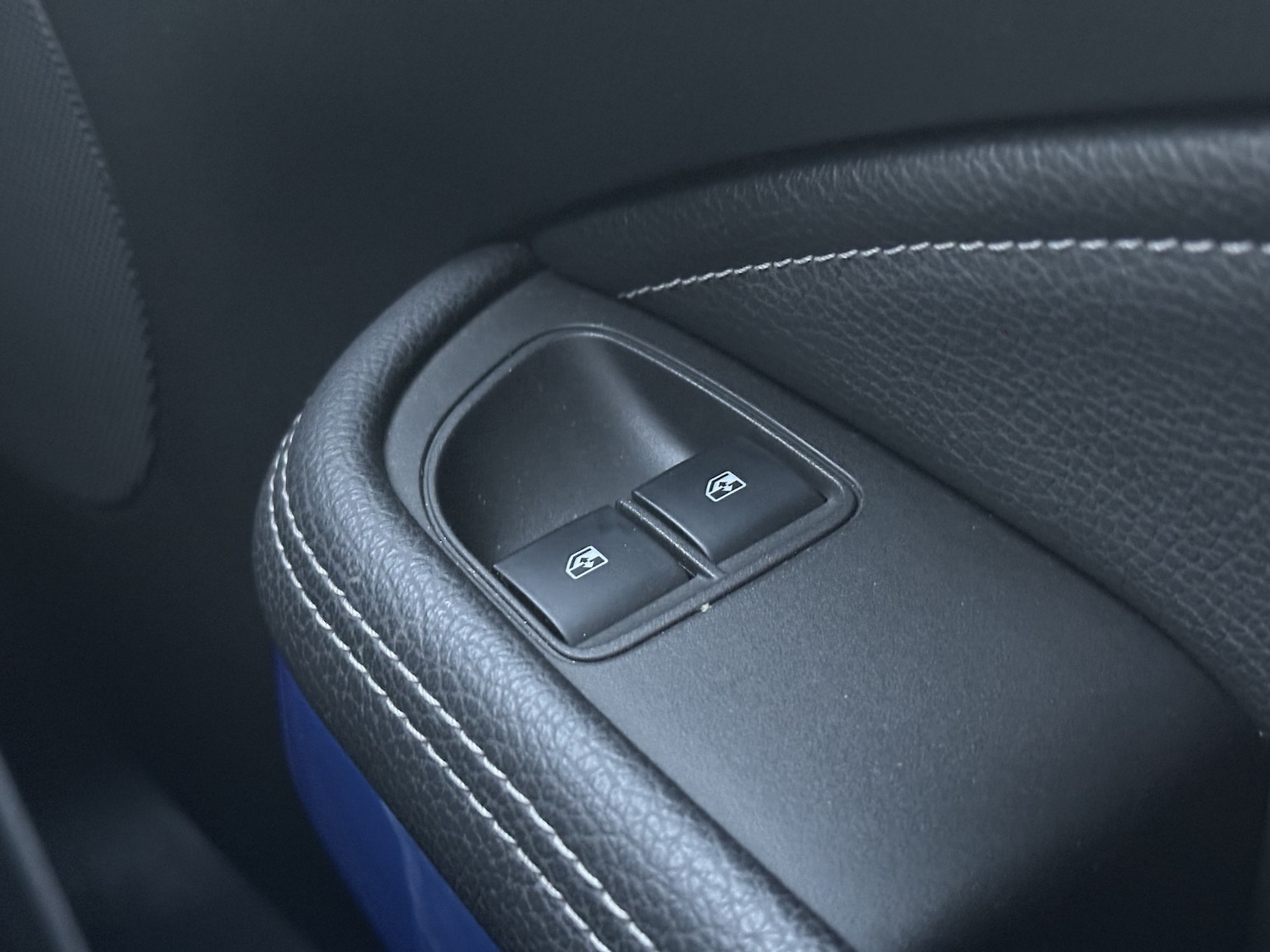 Used Vauxhall ADAM 2015 for sale - 77162195: Photo 28