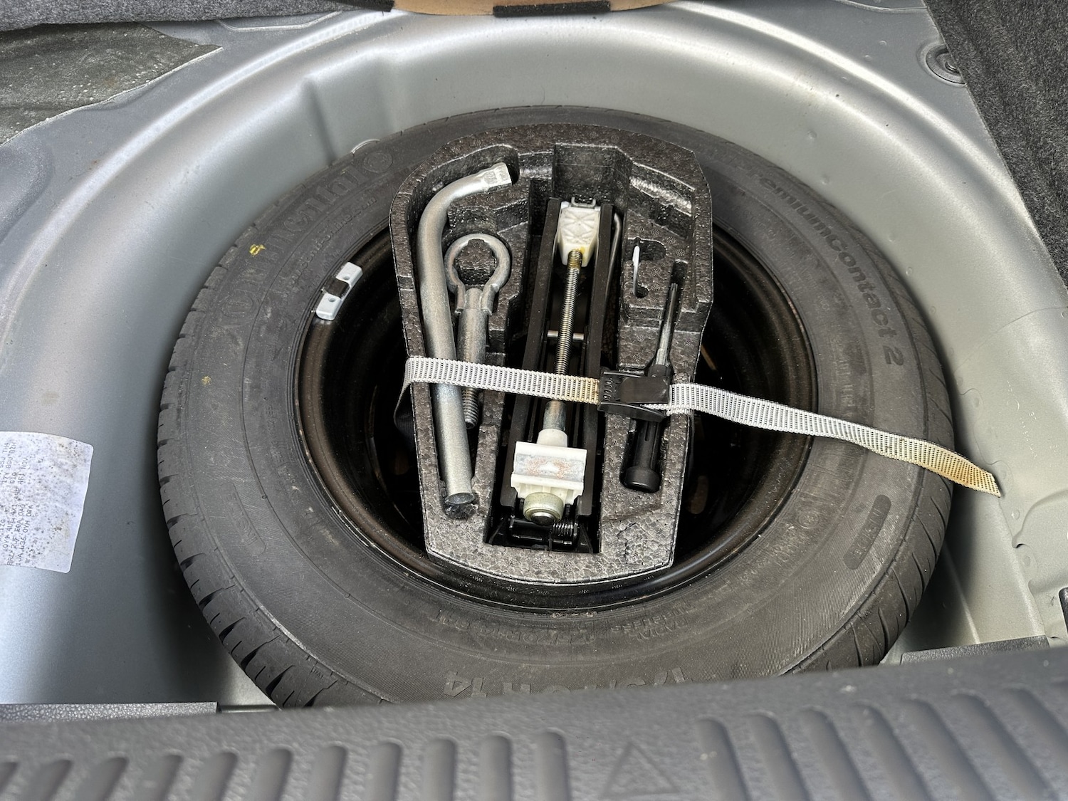 Used Volkswagen Polo 2015 for sale - 77162193: Photo 22