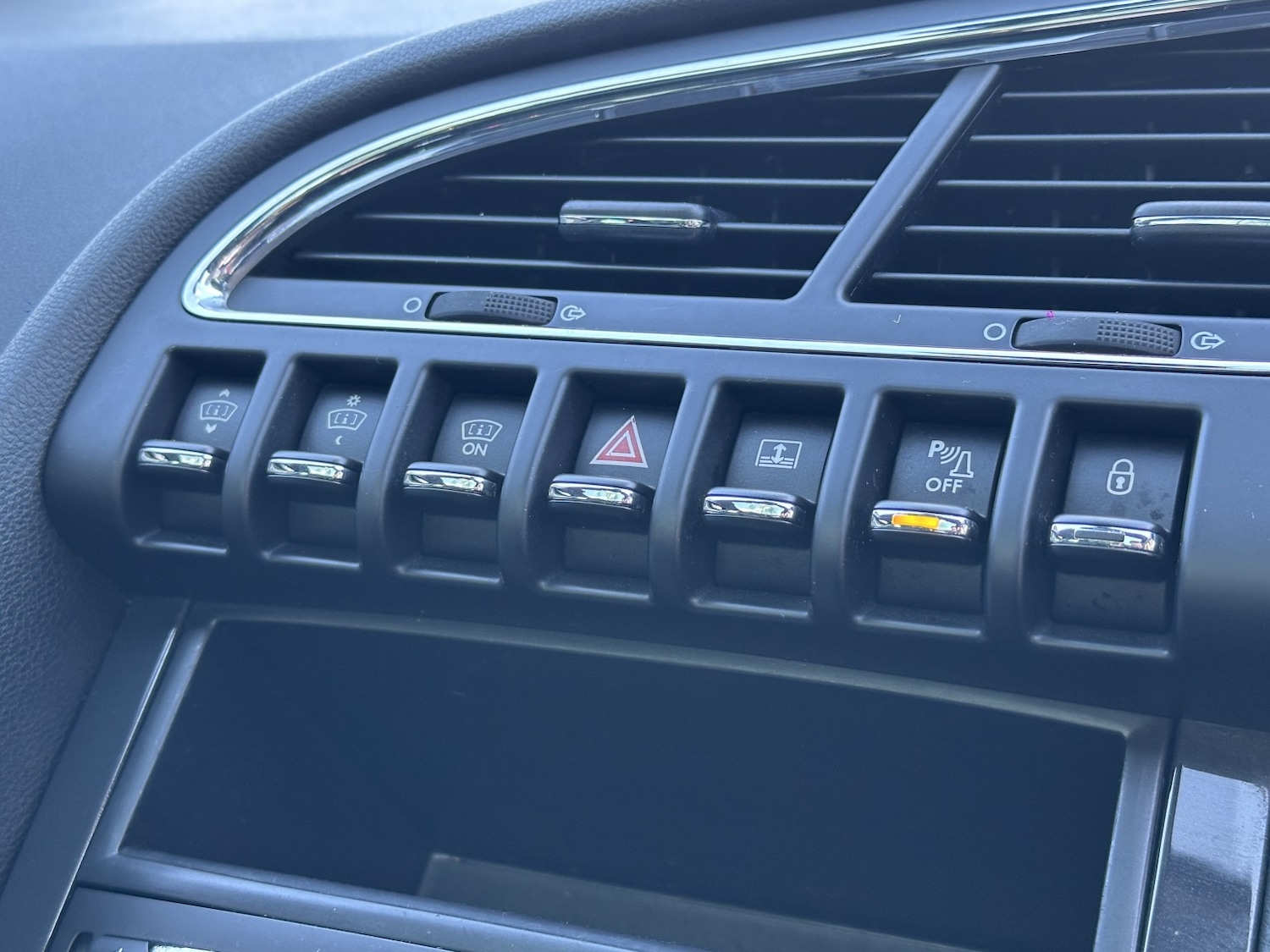 Used Peugeot 3008 2015 for sale - 76149230: Photo 29