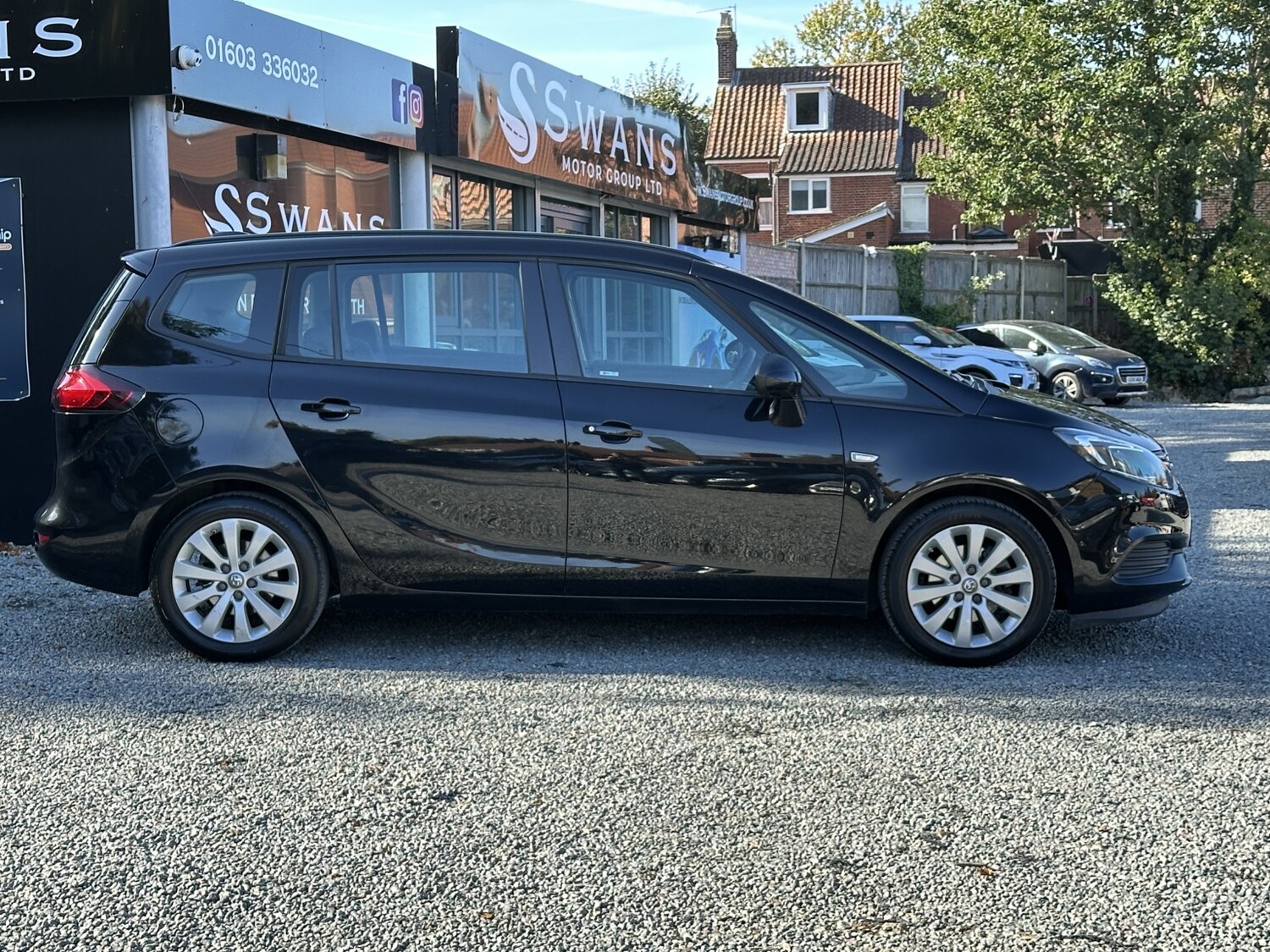 Used Vauxhall Zafira Tourer 2016 for sale - 75975496: Photo 10