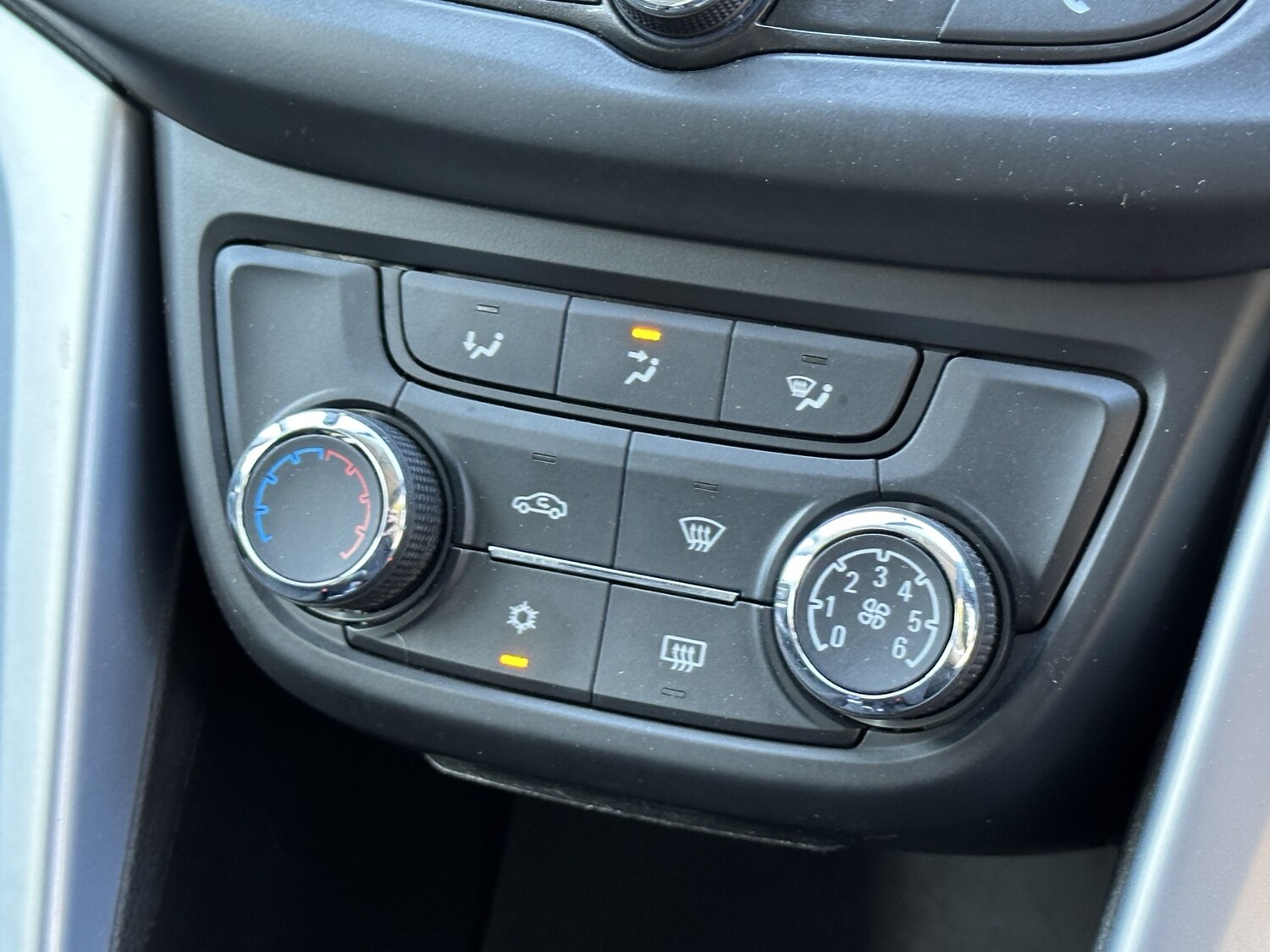 Used Vauxhall Zafira Tourer 2016 for sale - 75975496: Photo 23