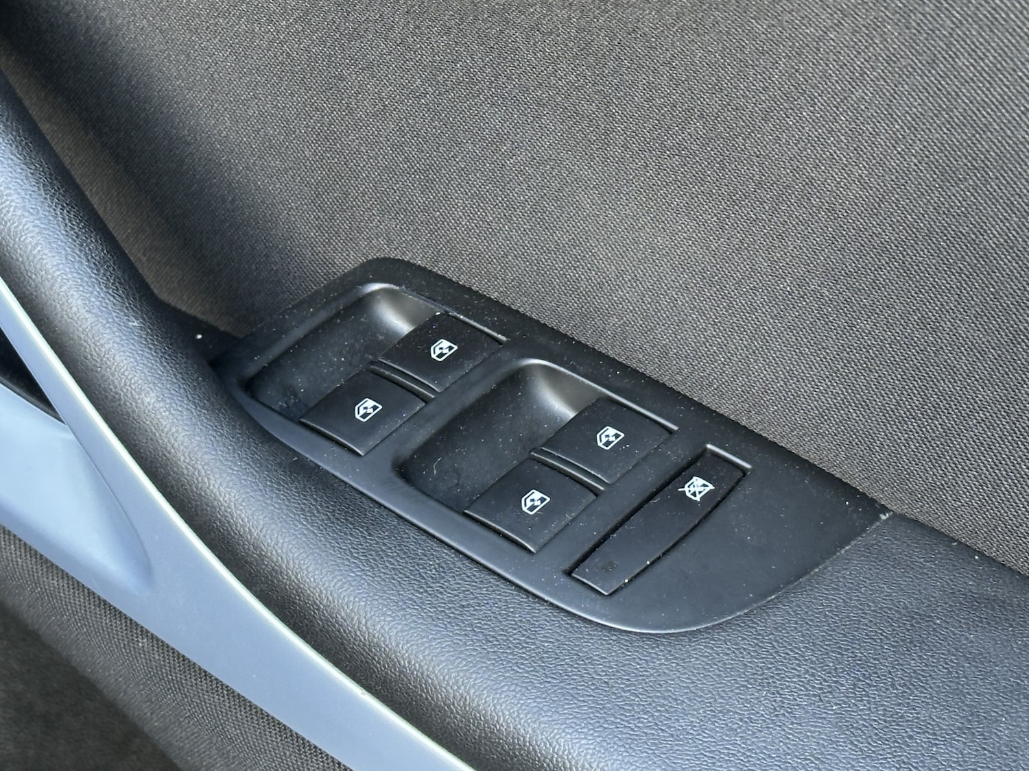 Used Vauxhall Zafira Tourer 2016 for sale - 75975496: Photo 24