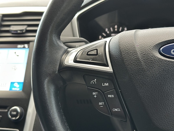 Used Ford Mondeo 2018 for sale - 76149250: Photo 14