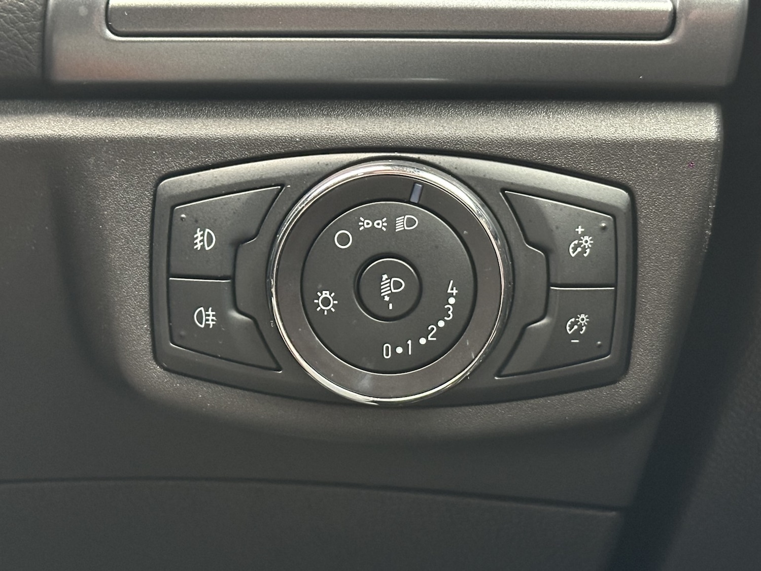 Used Ford Mondeo 2018 for sale - 76149250: Photo 21