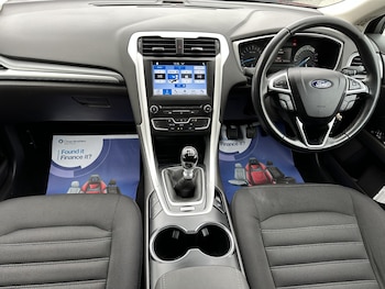 Used Ford Mondeo 2018 for sale - 76149250: Photo 3
