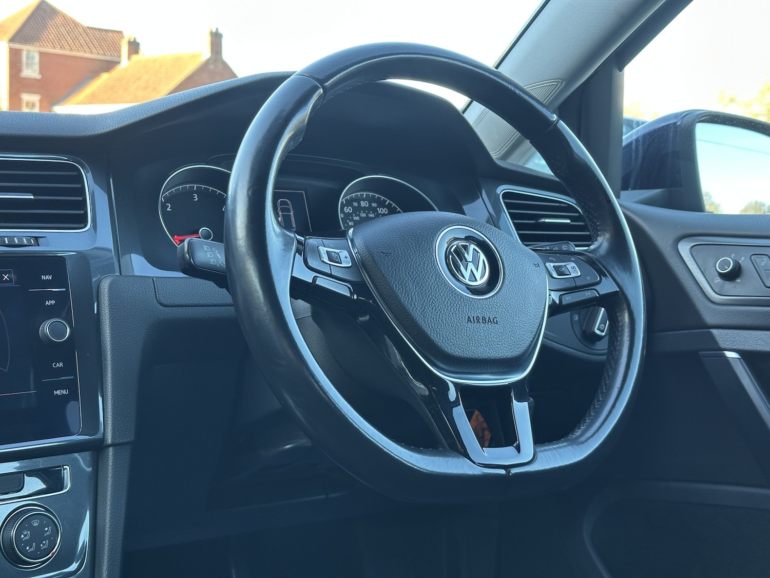 Used Volkswagen Golf 2018 for sale - 76945579: Photo 17