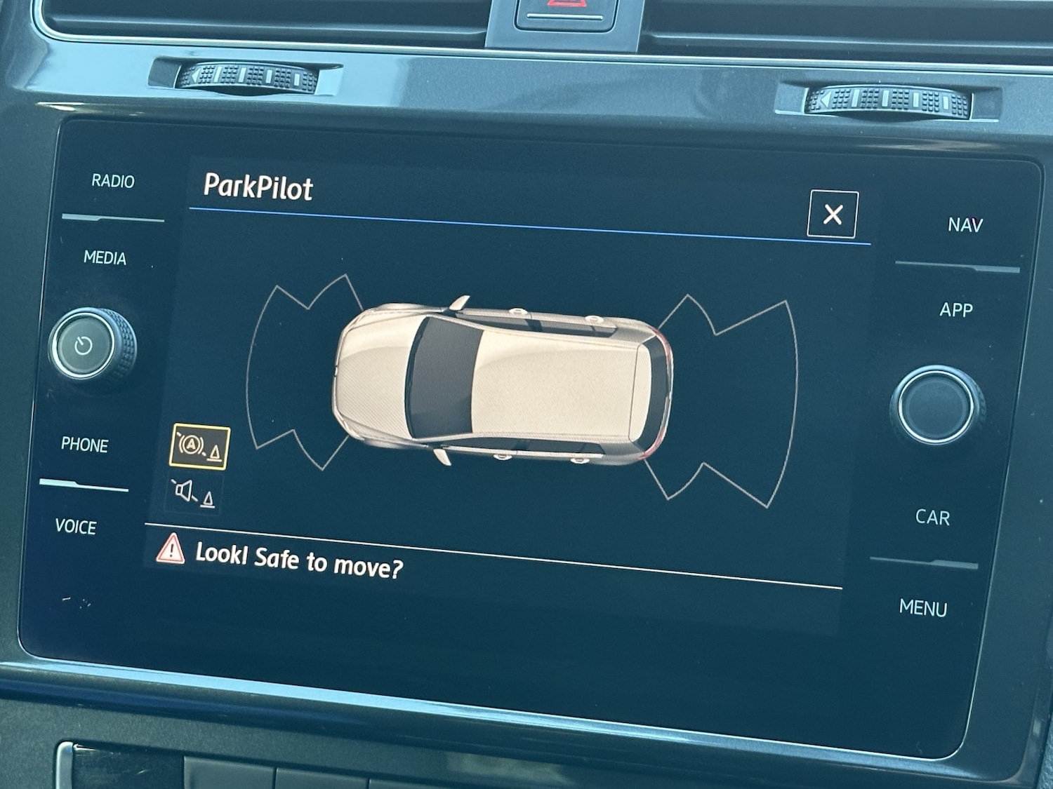 Used Volkswagen Golf 2018 for sale - 76945579: Photo 26