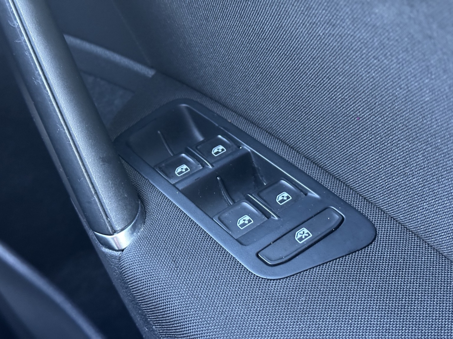 Used Volkswagen Golf 2018 for sale - 76945579: Photo 32