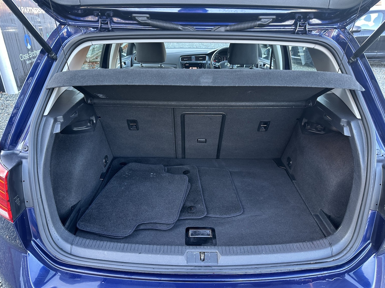 Used Volkswagen Golf 2018 for sale - 76945579: Photo 36