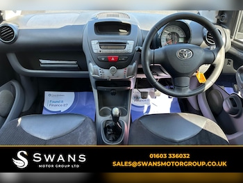 Used Toyota AYGO 2011 for sale - 78538662: Photo