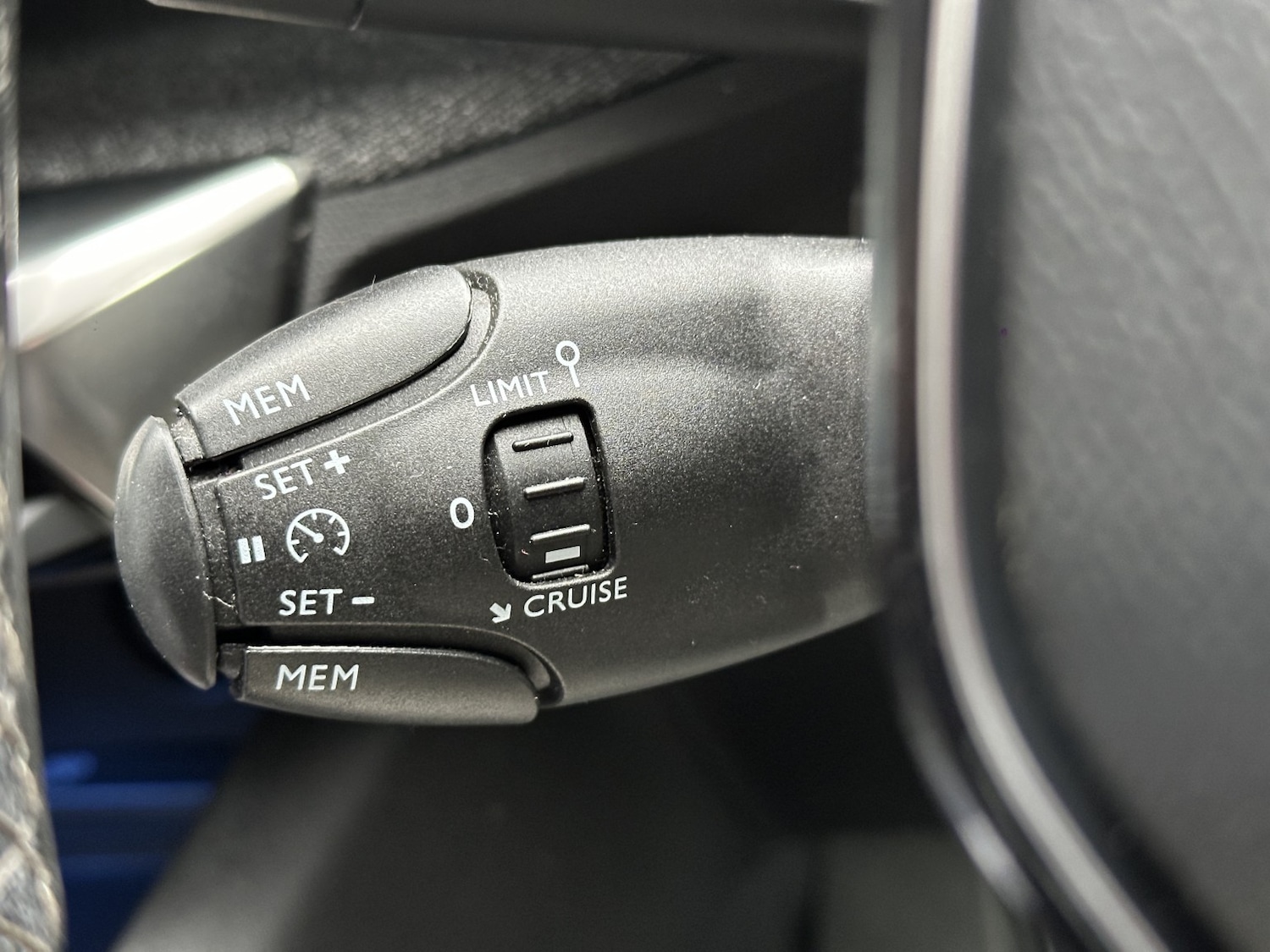 Used Peugeot 3008 2019 for sale - 76418310: Photo 32