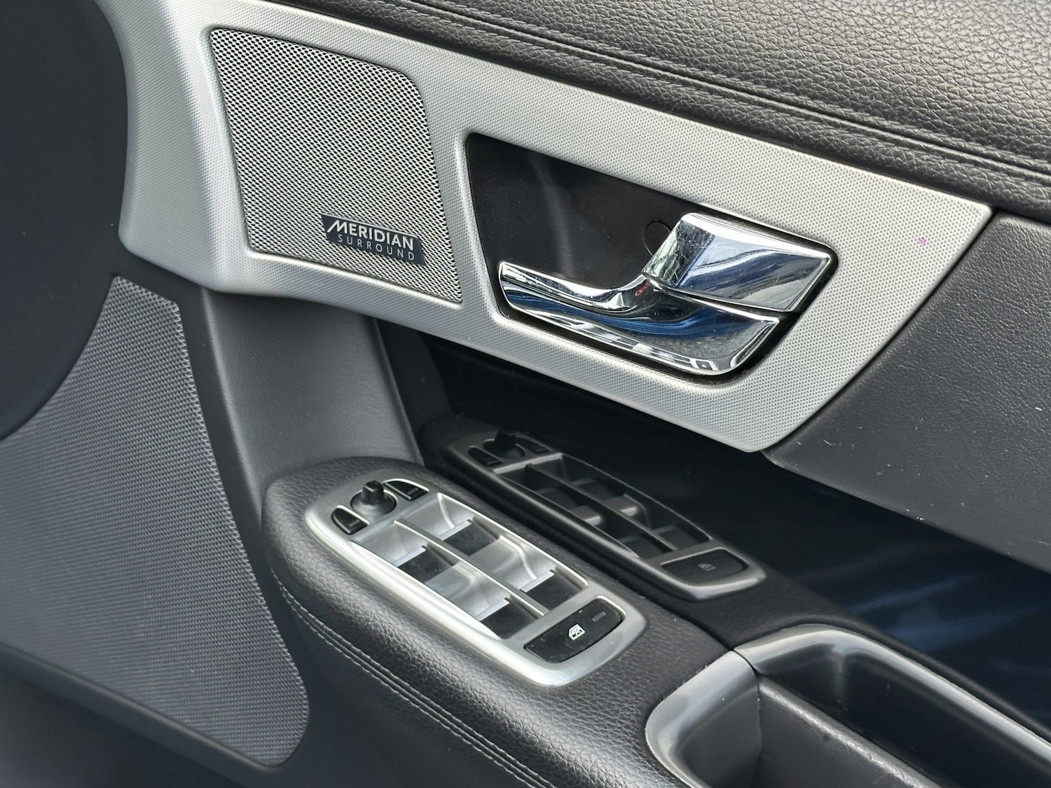 Used Jaguar XF 2015 for sale - 77622374: Photo 31