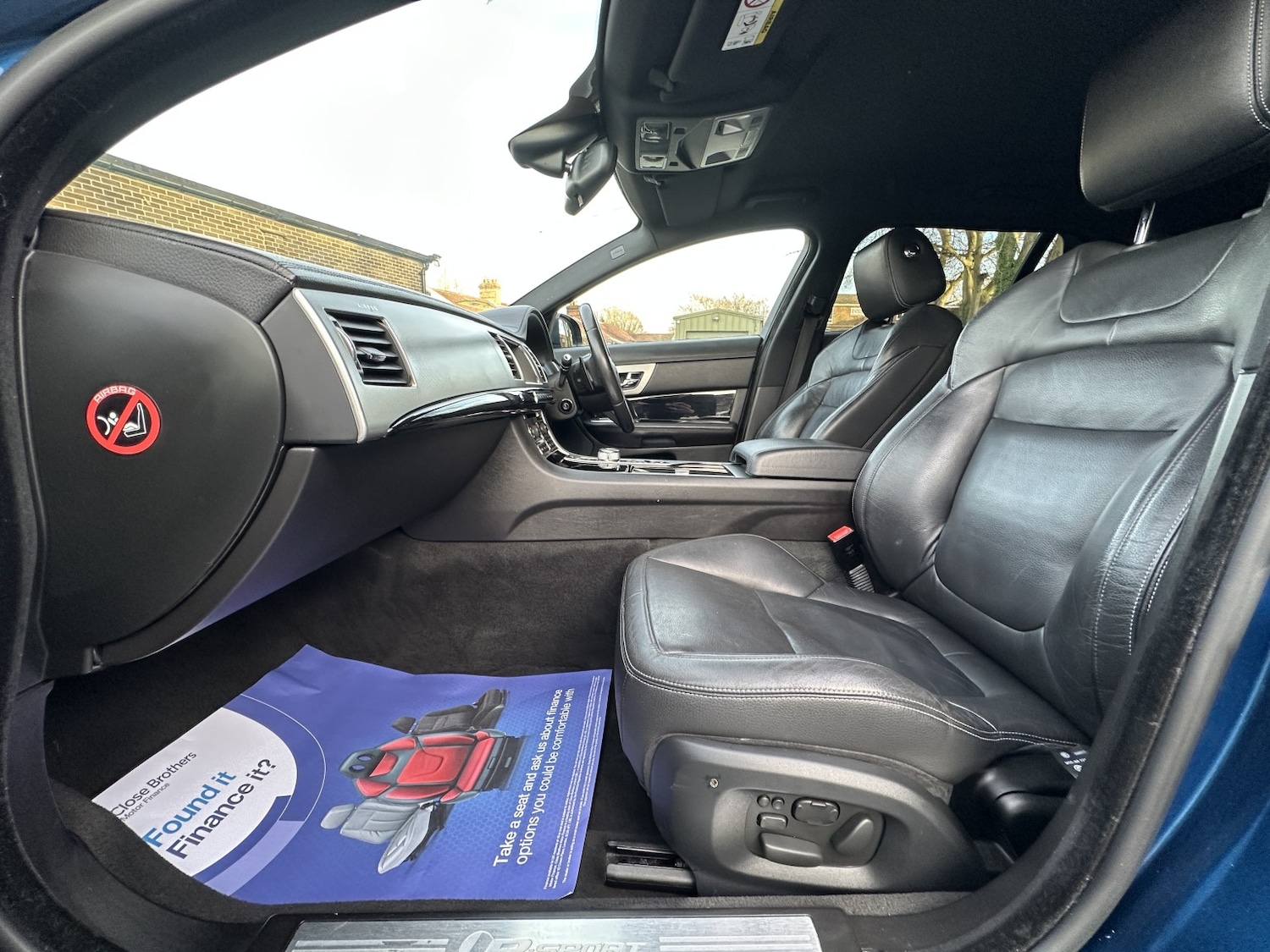 Used Jaguar XF 2015 for sale - 77622374: Photo 41