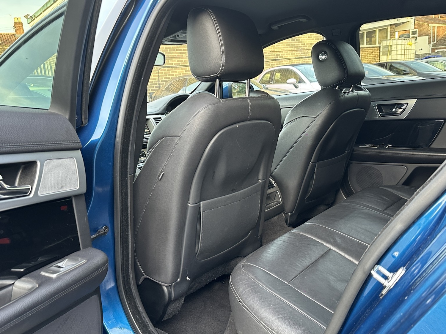 Used Jaguar XF 2015 for sale - 77622374: Photo 43