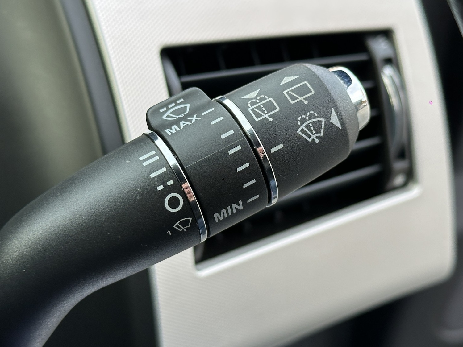 Used Jaguar XF 2015 for sale - 77622374: Photo 51